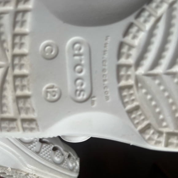 Crocs Baya Clogs Kids Children Size 12 White Shoes - In excellent condition! - Picture 6 of 6